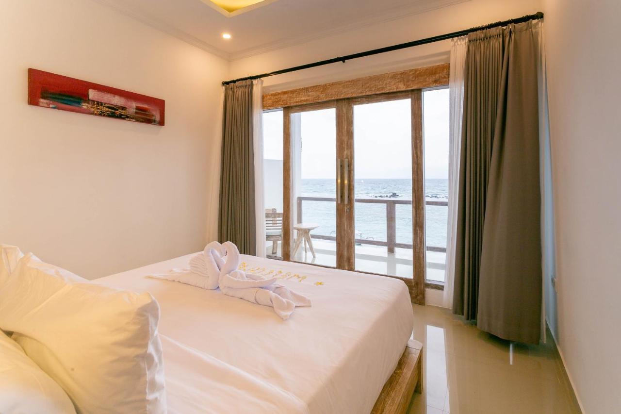 Utama Villas Beach Front Candidasa Exterior foto
